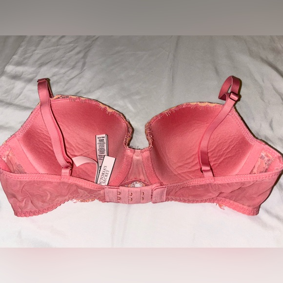 Victoria Secret Bra 34C - Picture 2 of 5